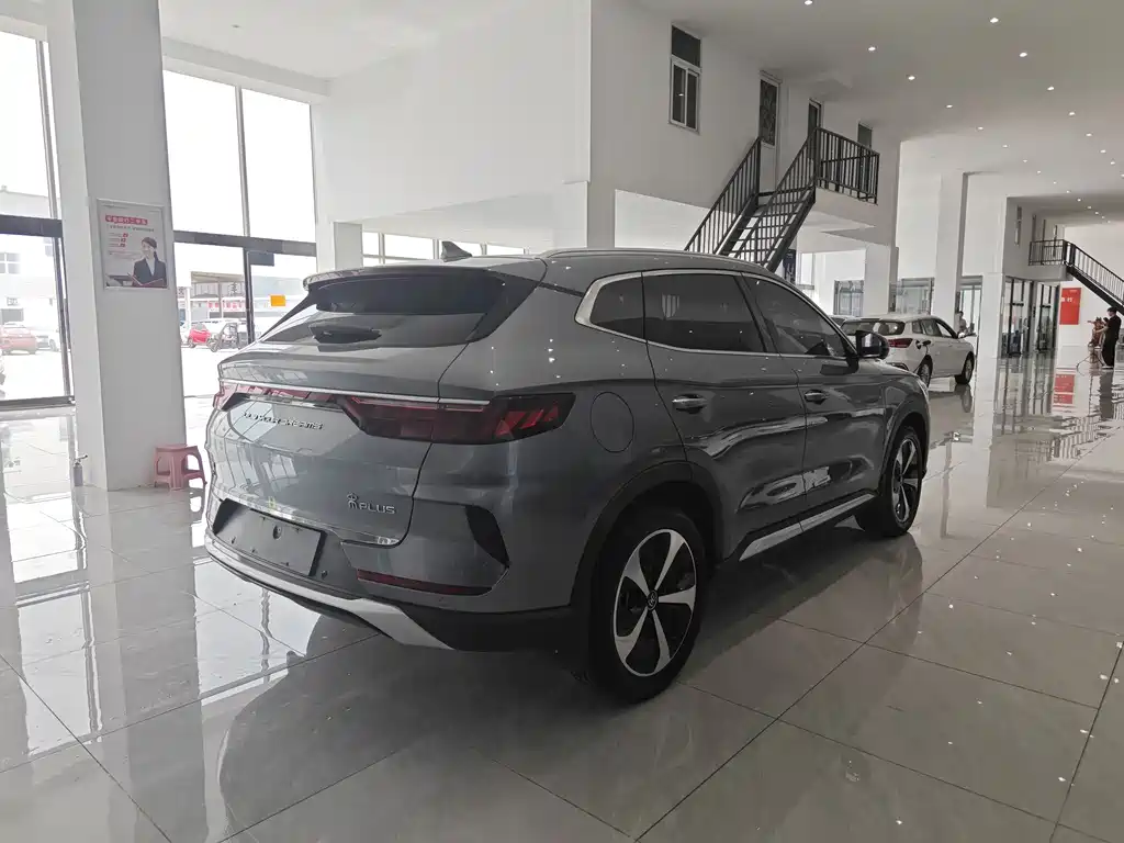 BYD PLUS New Energy — фото 4