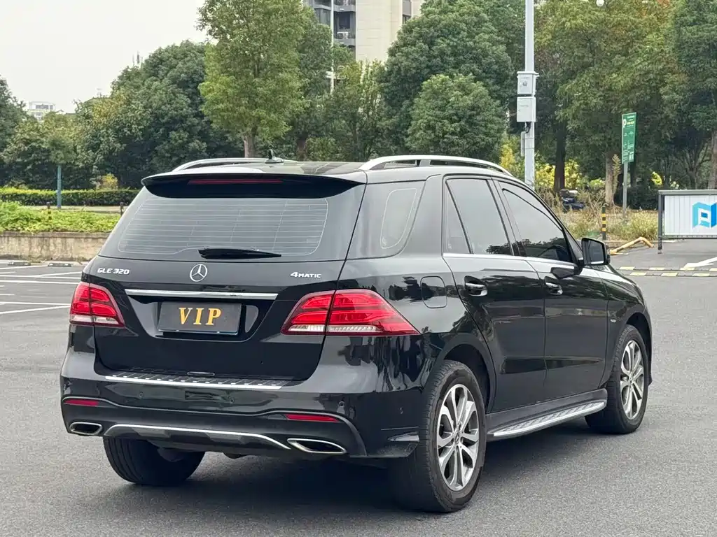 Mercedes-Benz GLE (Import) — фото 5