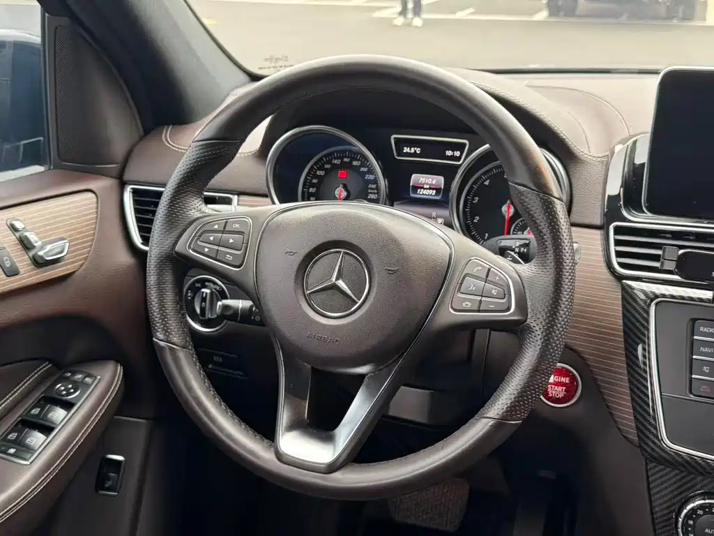 Mercedes-Benz GLE (Import) — фото 9