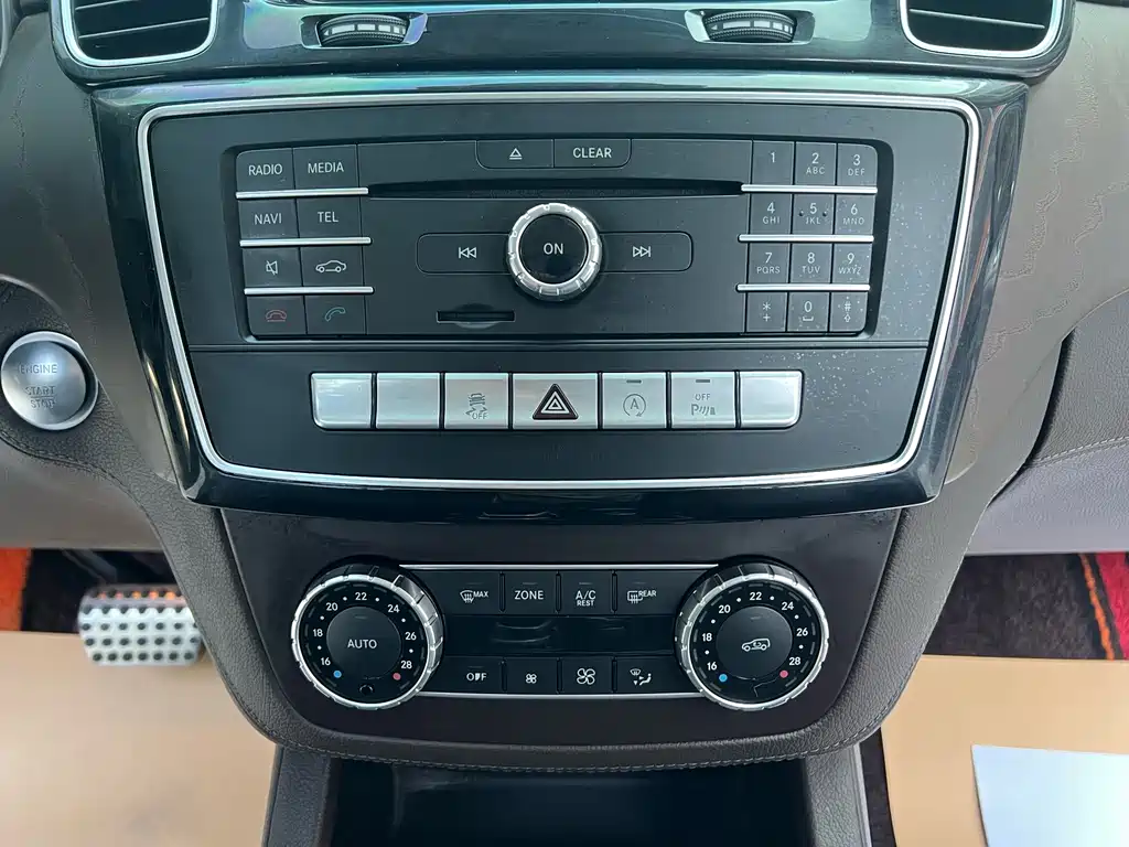 Mercedes-Benz GLE (Import) — фото 20