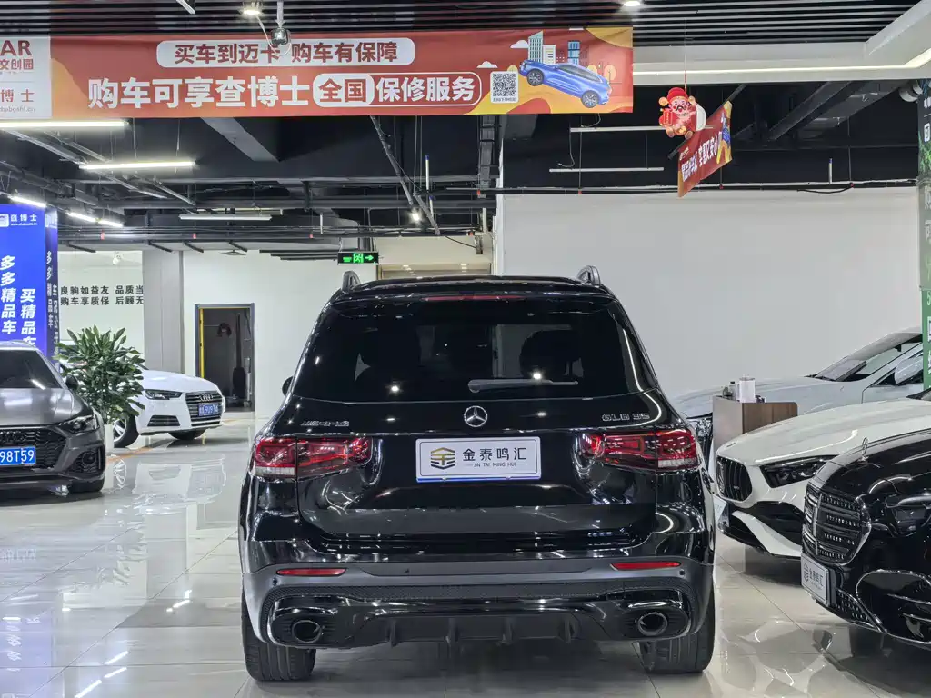 Mercedes-Benz GLB AMG — фото 15