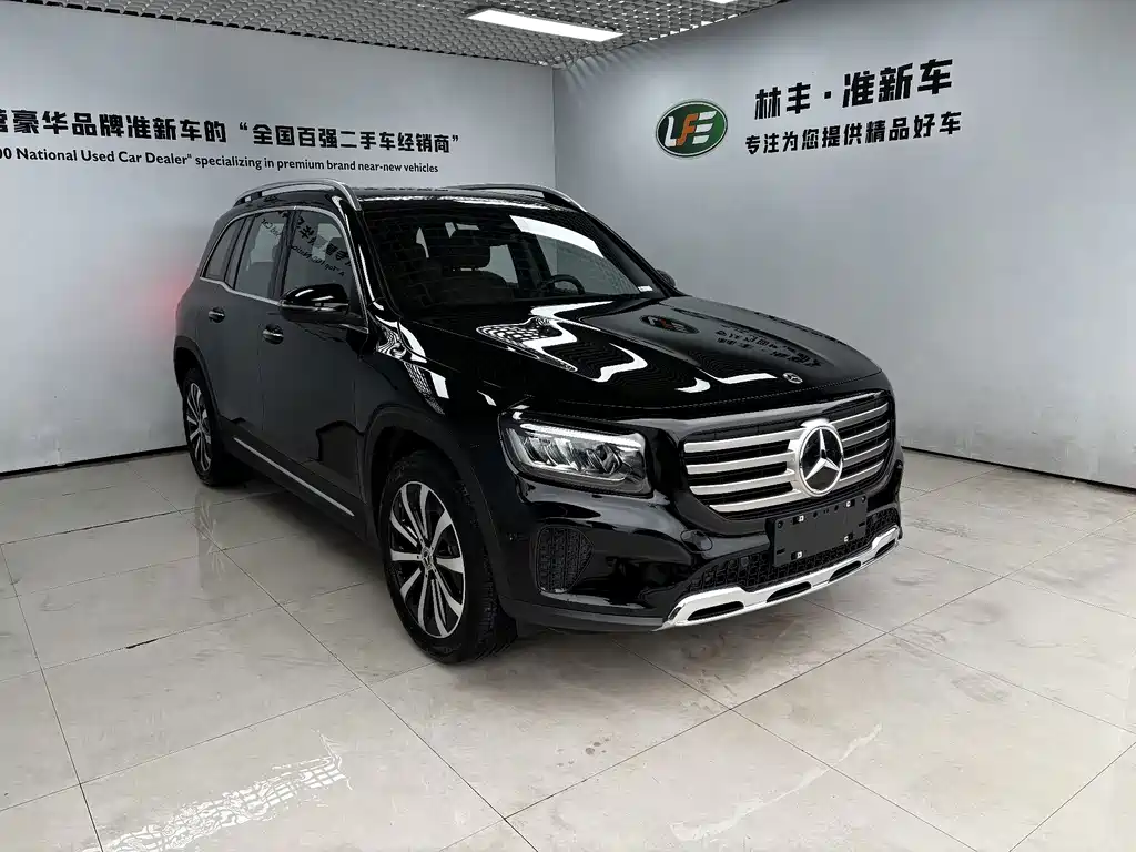Mercedes-Benz GLB — фото 4