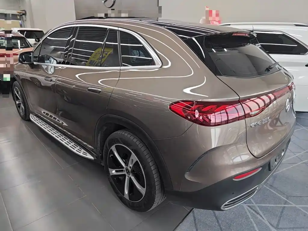 Mercedes-Benz EQE SUV — фото 4