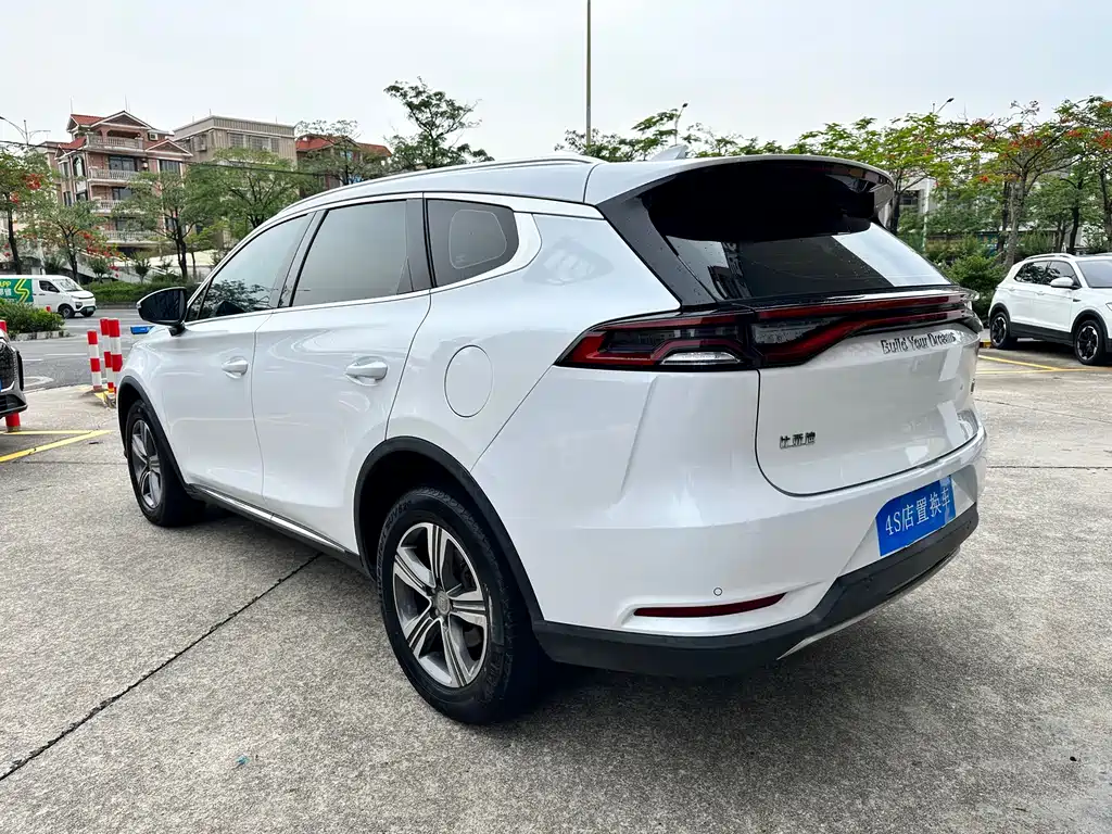 BYD Tang — фото 4