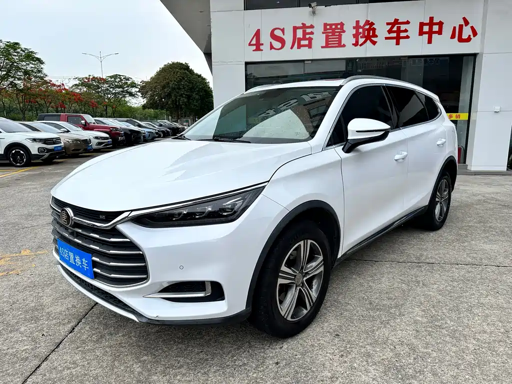 BYD Tang