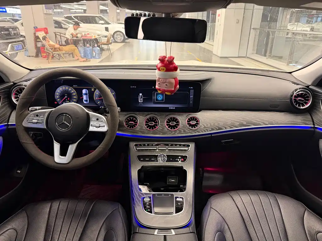 Mercedes-Benz CLS — фото 5