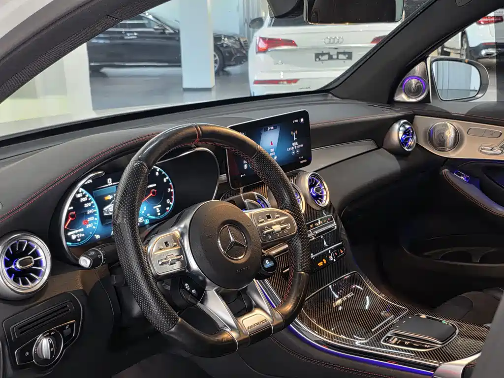 Mercedes-Benz GLC Coupe AMG — фото 11