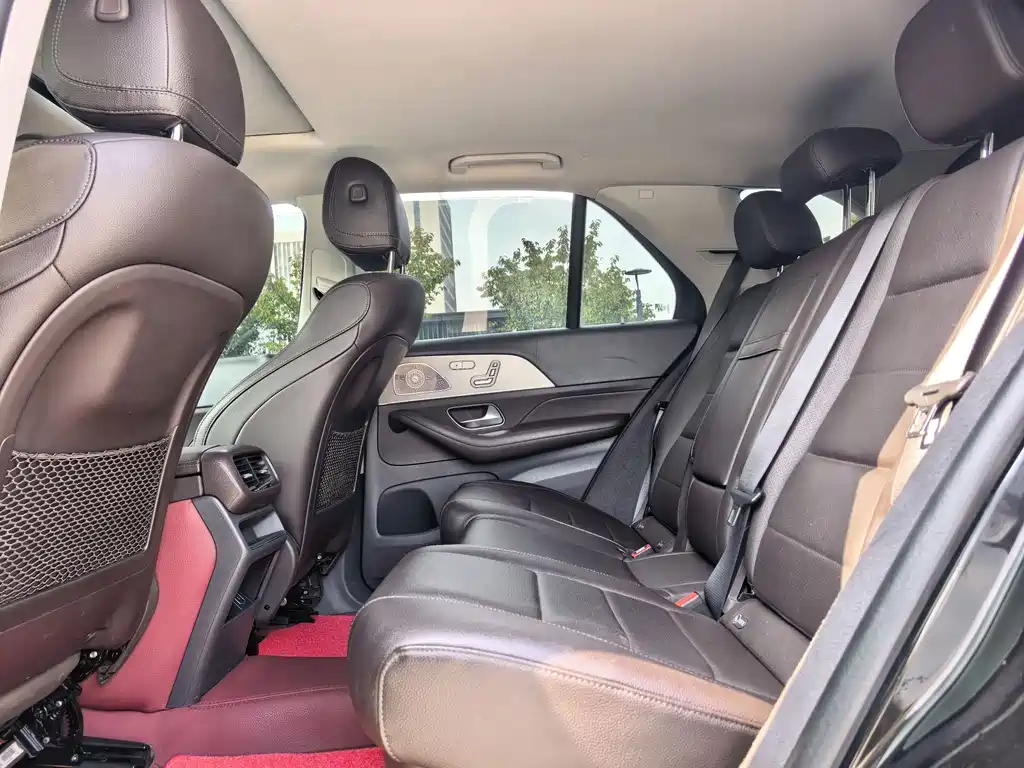 Mercedes-Benz GLE (Import) — фото 10