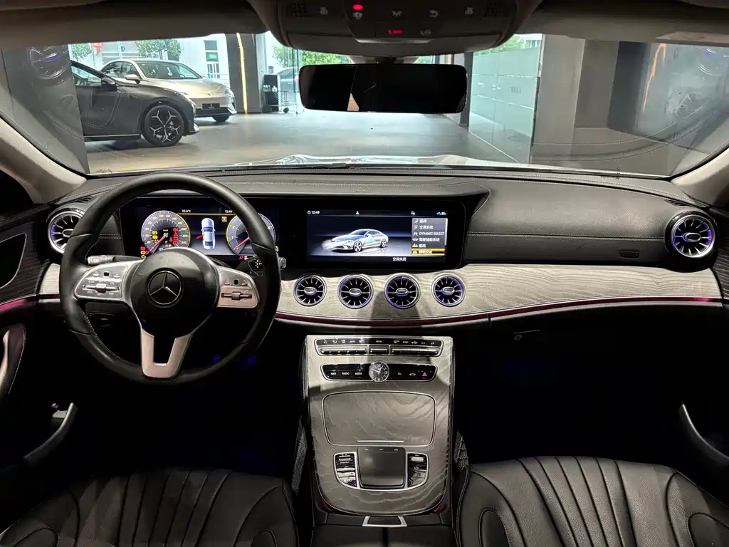 Mercedes-Benz CLS — фото 9