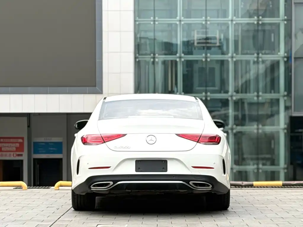 Mercedes-Benz CLS — фото 10