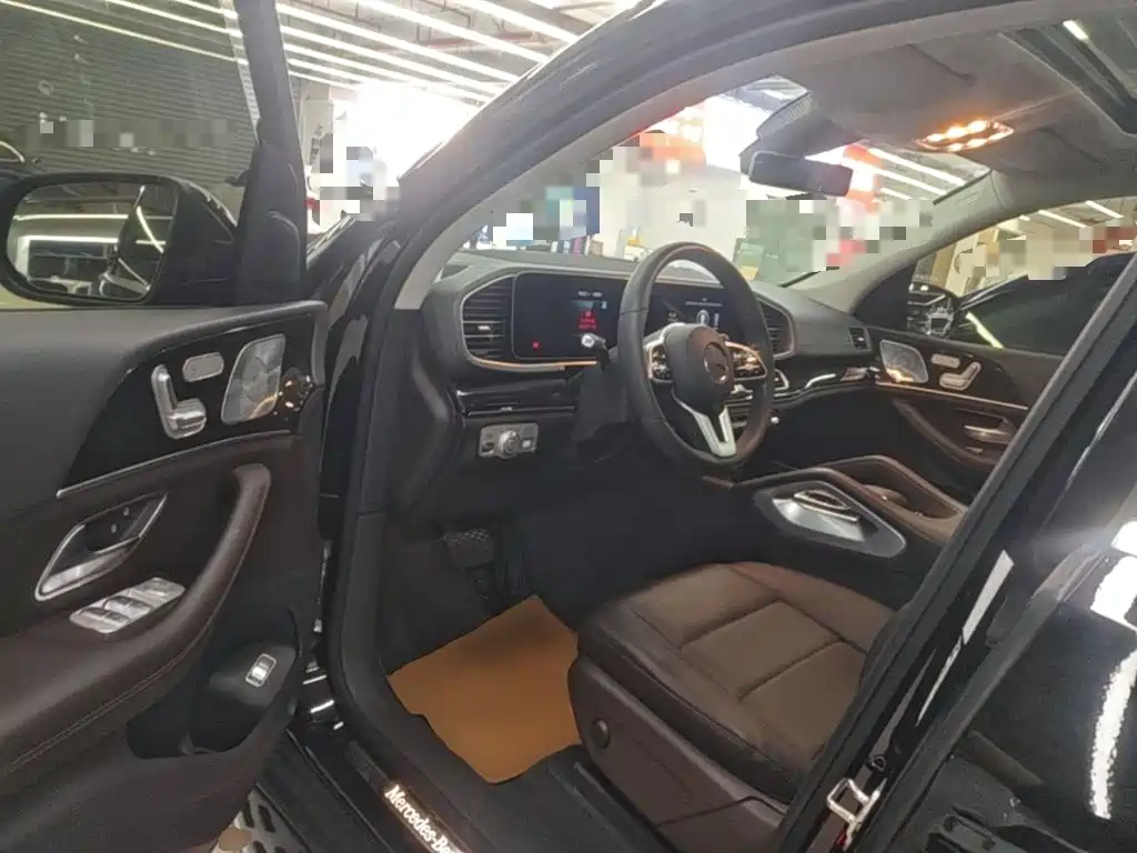 Mercedes-Benz GLE (Import) — фото 15