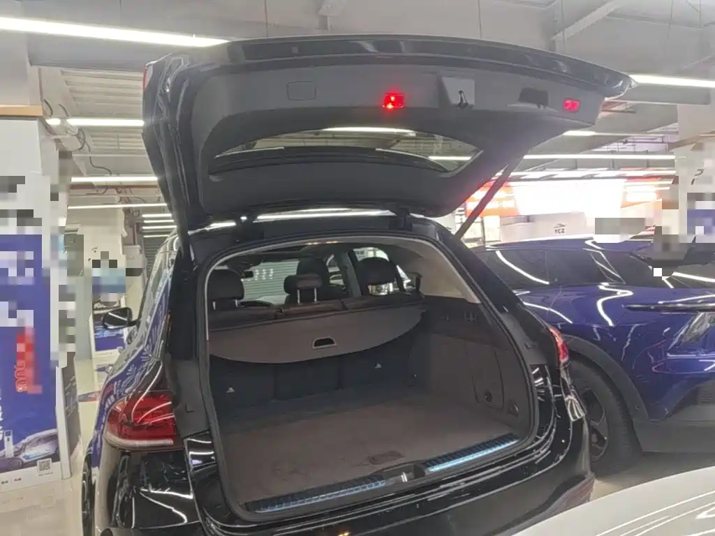 Mercedes-Benz GLE (Import) — фото 18