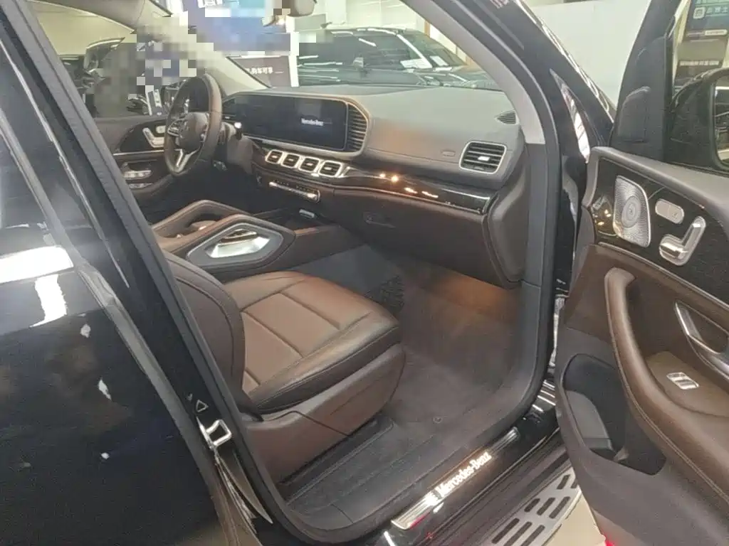 Mercedes-Benz GLE (Import) — фото 24