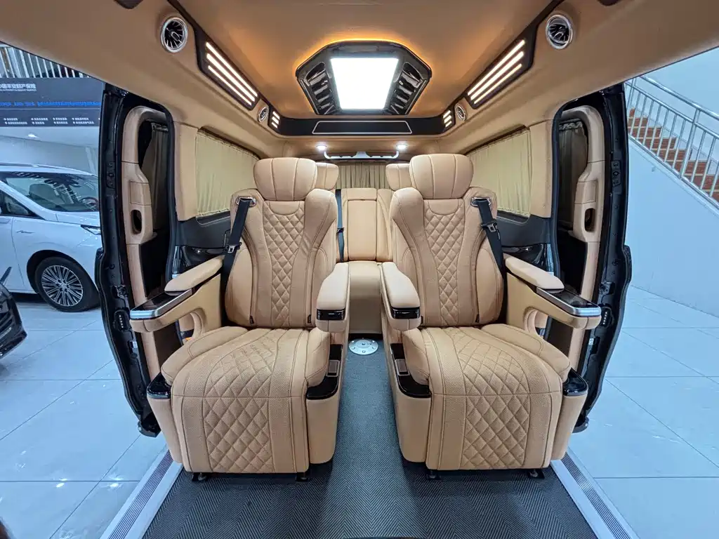 Mercedes-Benz Vito — фото 13