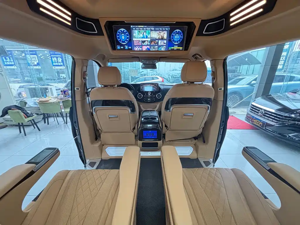 Mercedes-Benz Vito — фото 15