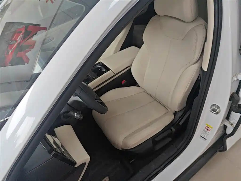 BYD Qin L — фото 15