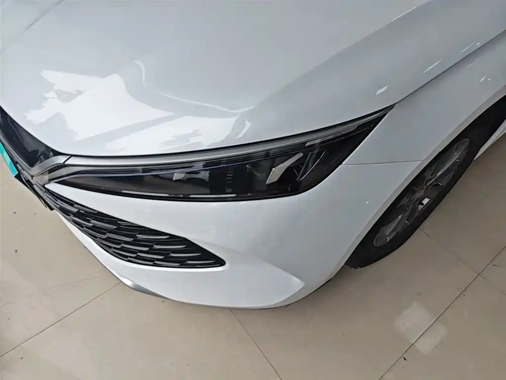BYD Qin L — фото 24