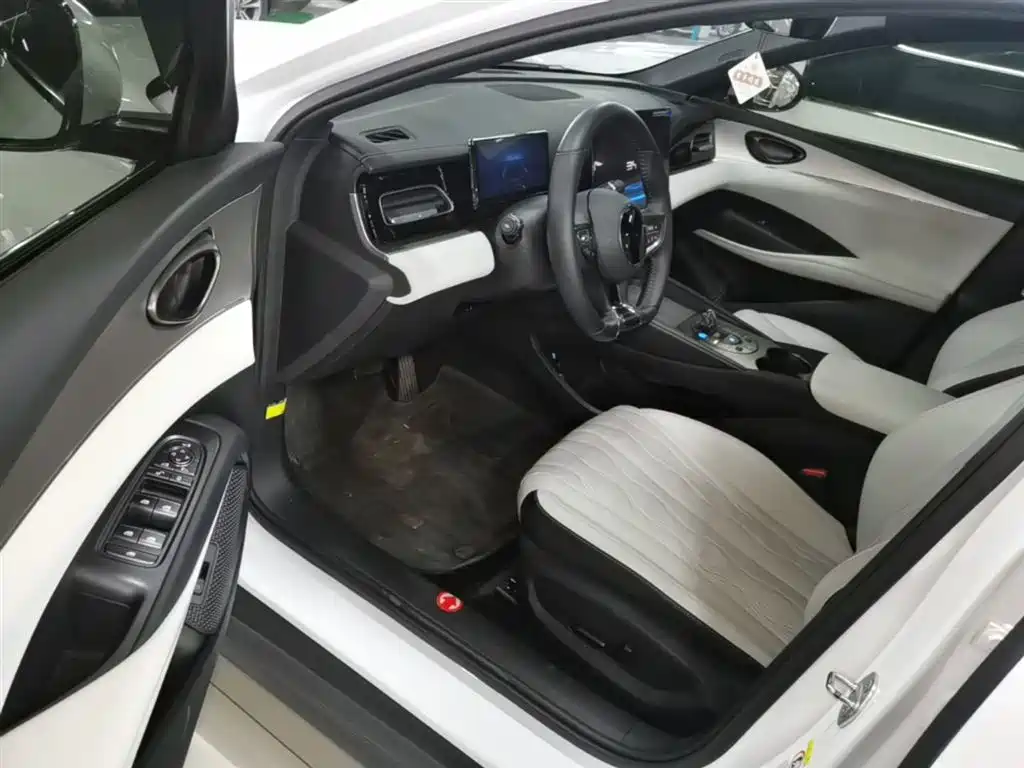 BYD Seal 06 — фото 15