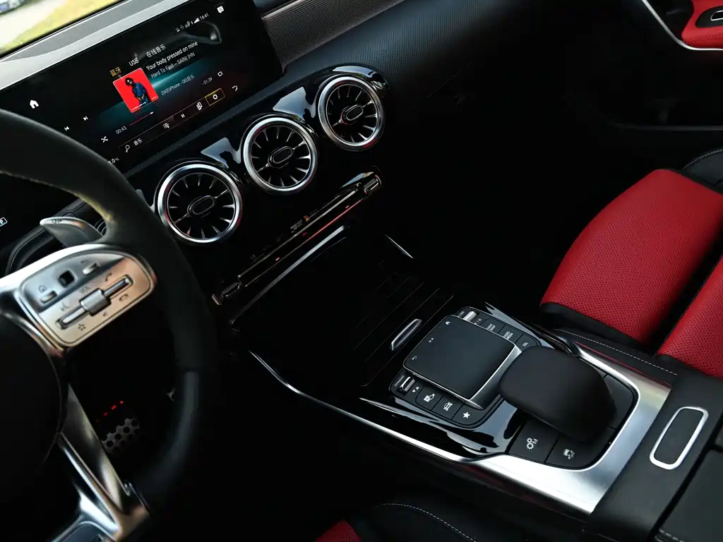 Mercedes-Benz A-Class AMG (Import) — фото 11