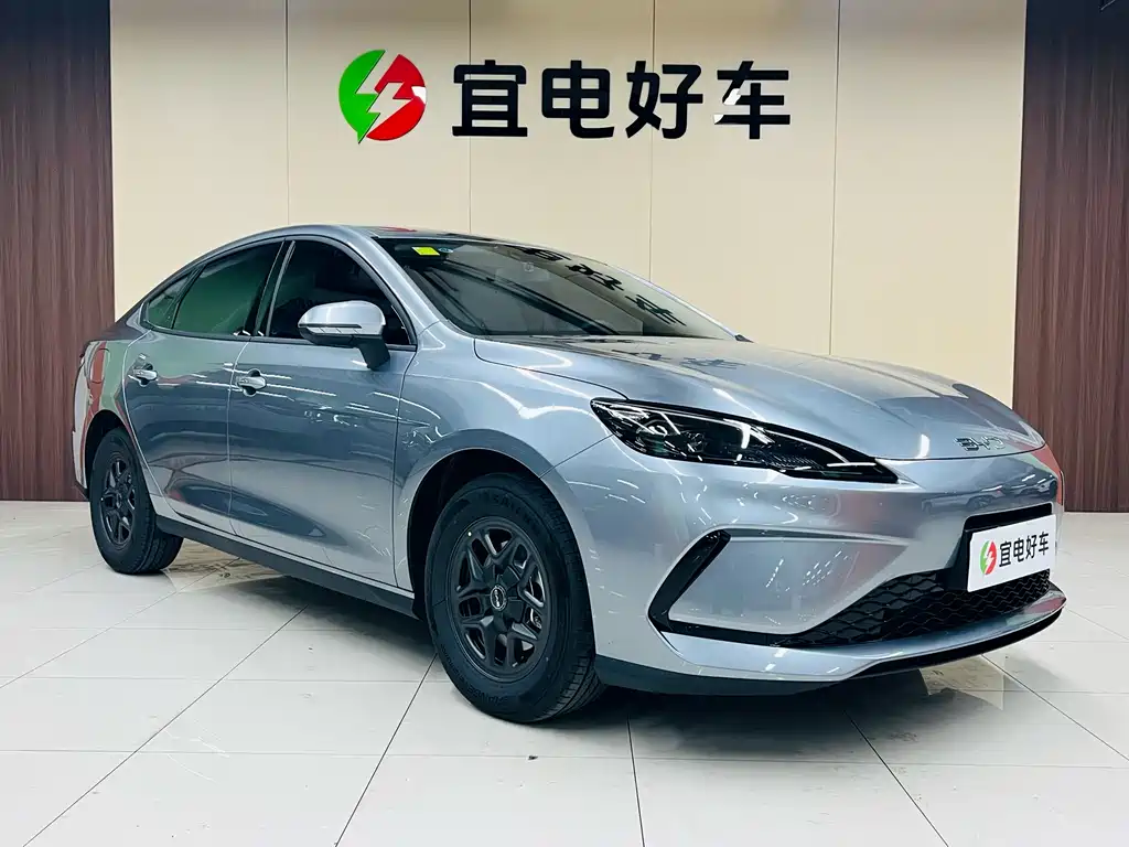 BYD Seal 05 DM-i — фото 3