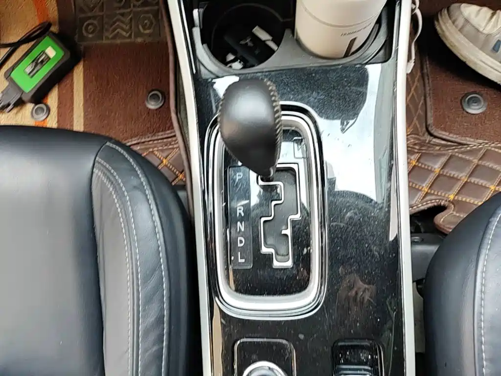 Mitsubishi Outlander — фото 13