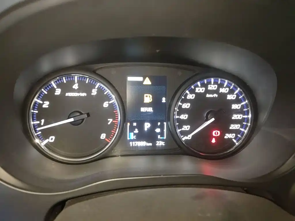 Mitsubishi Outlander — фото 11