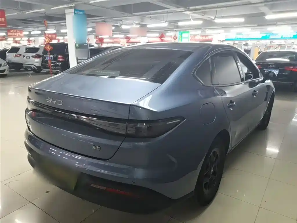 BYD Seal 05 DM-i — фото 7