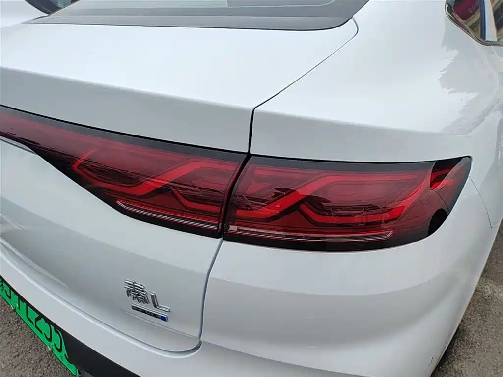 BYD Qin L — фото 8