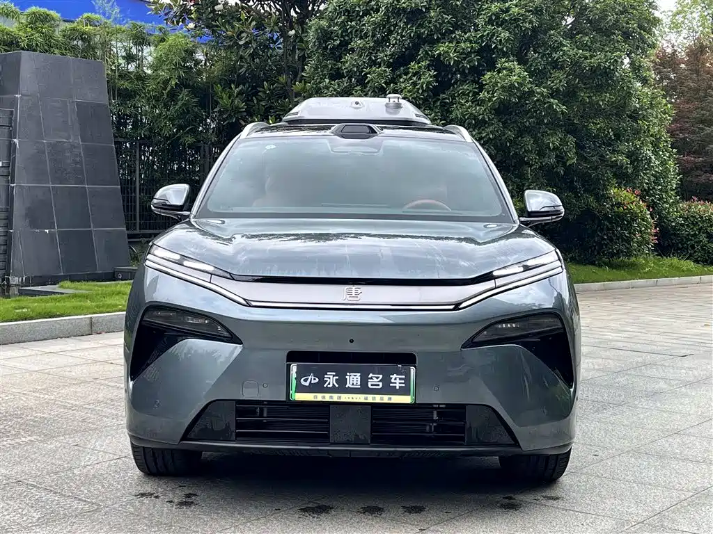 BYD Tang L — фото 2