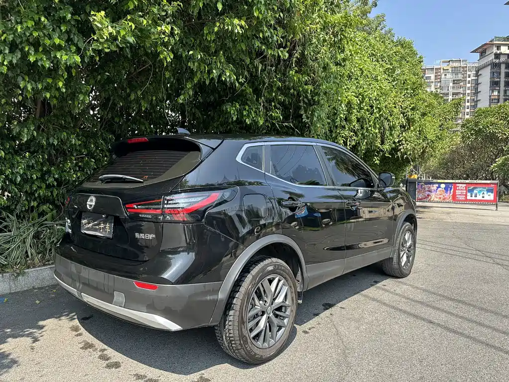 Nissan Qashqai — фото 4