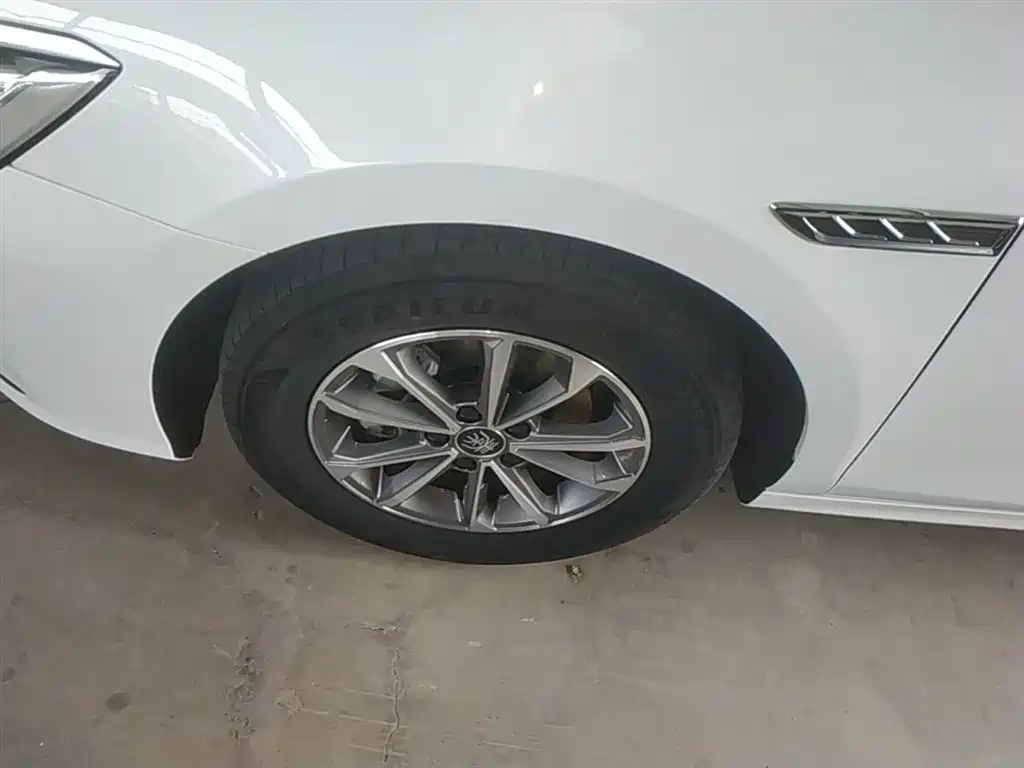 BYD Qin PLUS — фото 23