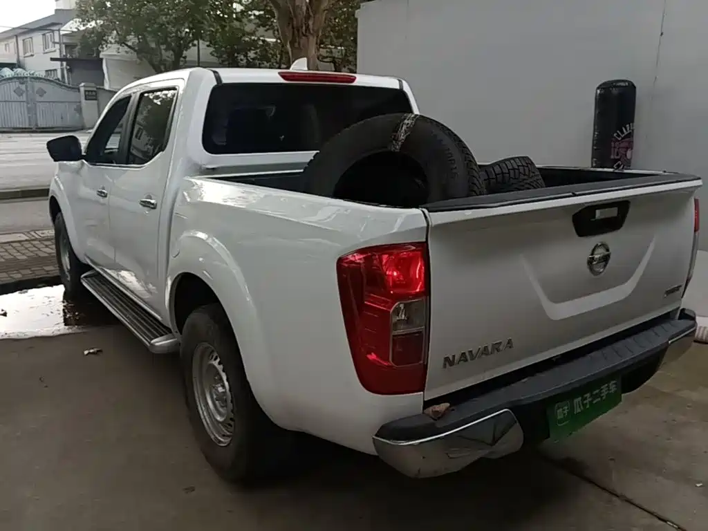 Nissan Navara — фото 4