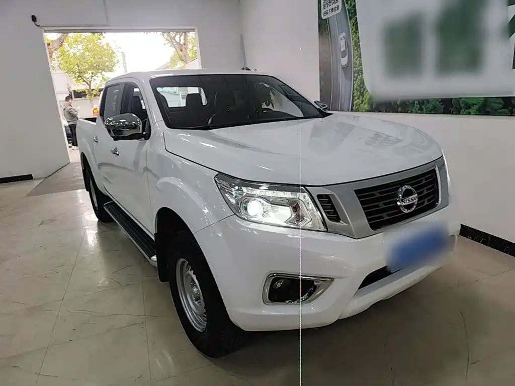 Nissan Navara — фото 3