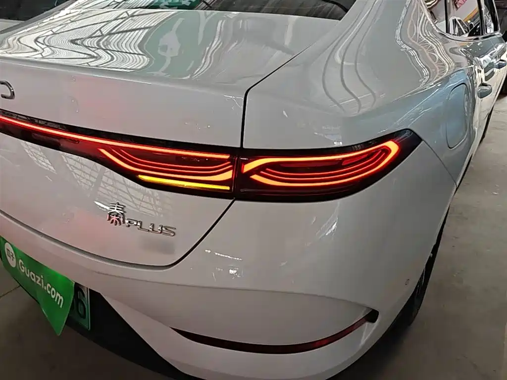 BYD Qin PLUS — фото 8