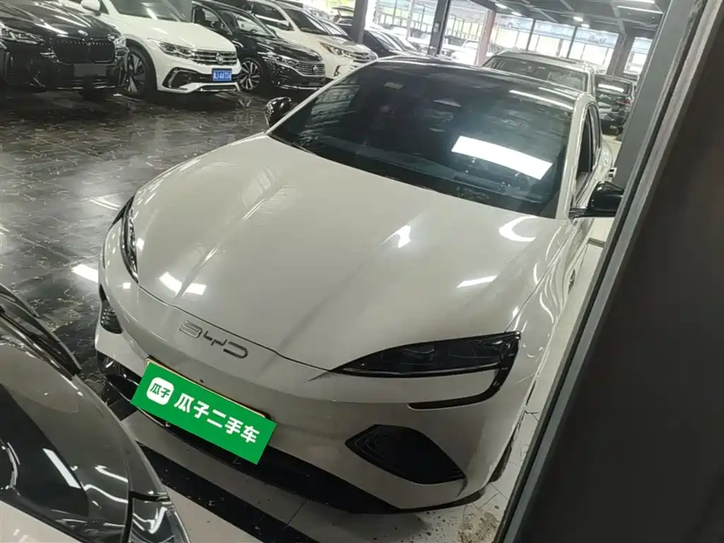 BYD Seal — фото 2