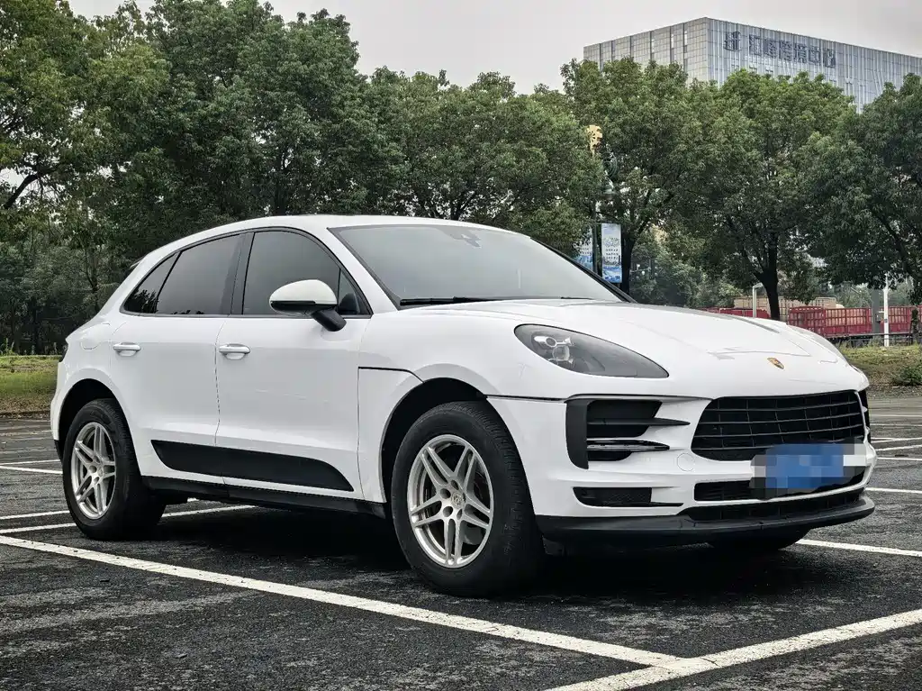 Porsche Macan — фото 3