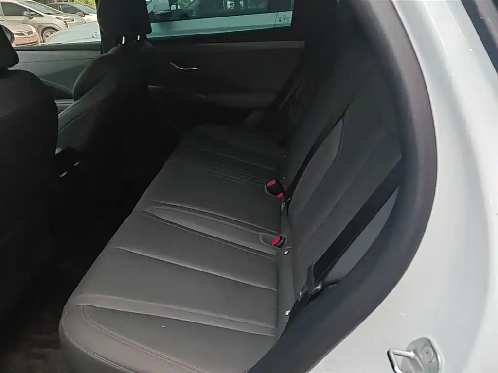 BYD Qin PLUS — фото 17