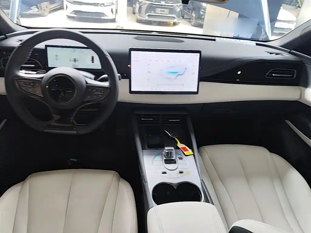 BYD Seal 06 — фото 10