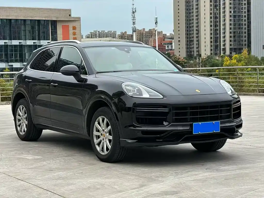 Porsche Cayenne — фото 3