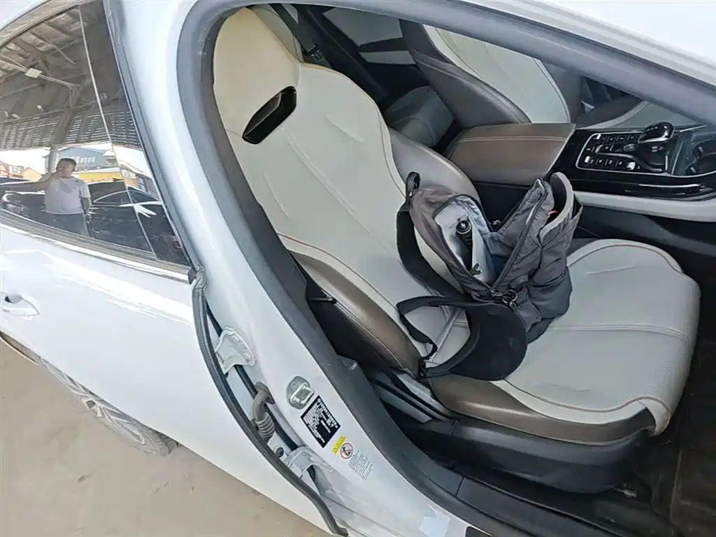 BYD Qin PLUS — фото 25