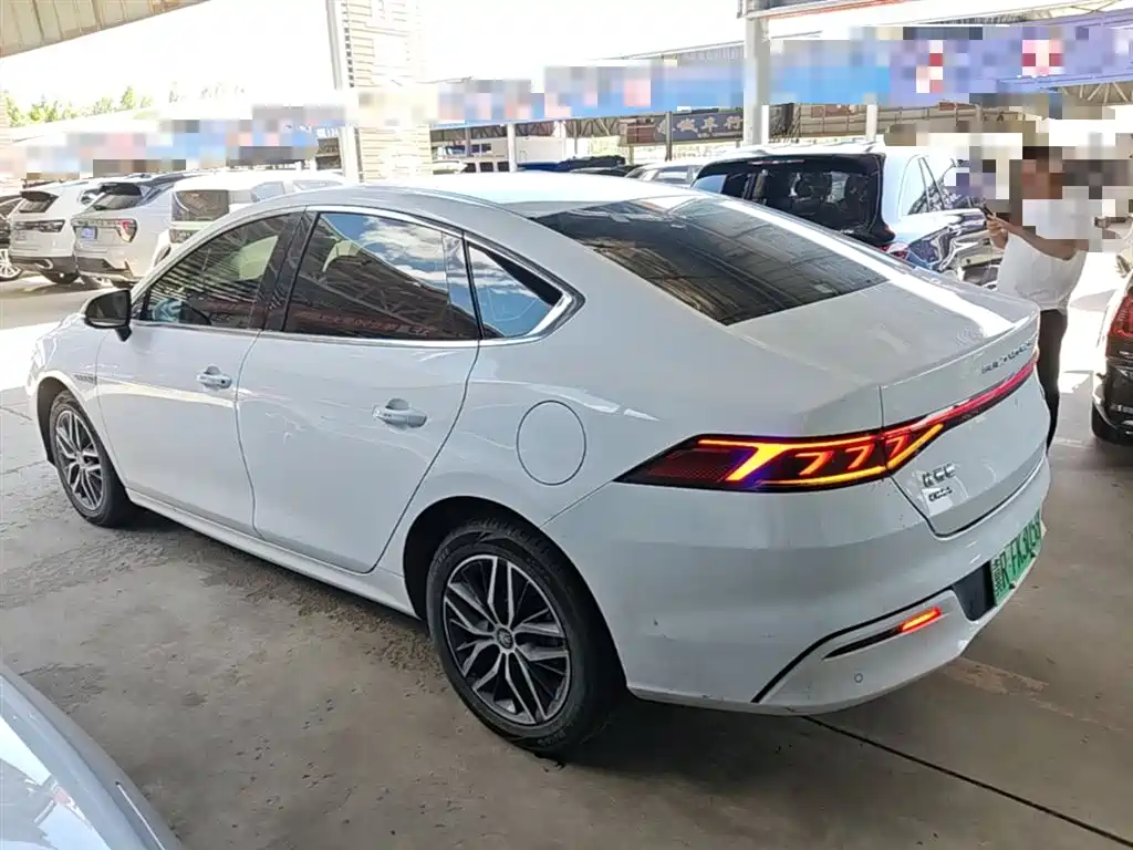 BYD Qin PLUS — фото 5