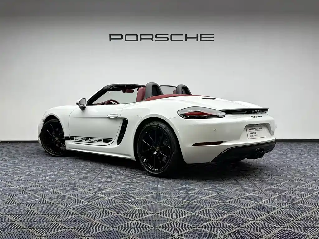 Porsche 718 — фото 10
