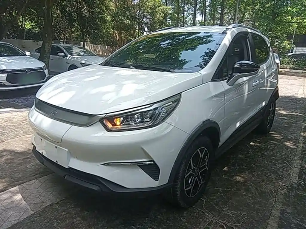 BYD Yuan Pro — фото 2