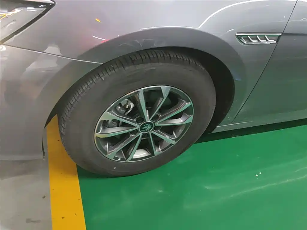 BYD Qin PLUS — фото 23