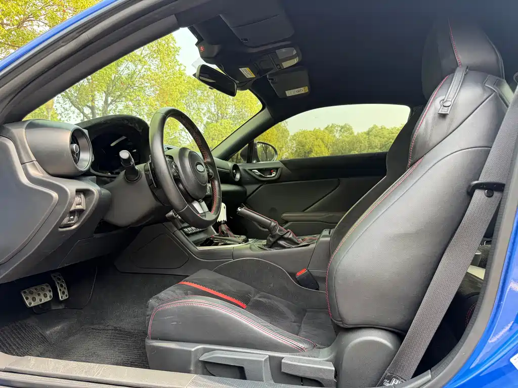 Subaru BRZ — фото 3