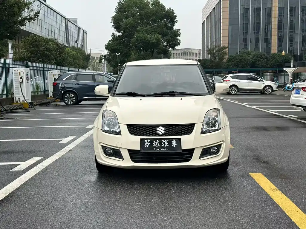 Suzuki Swift — фото 2