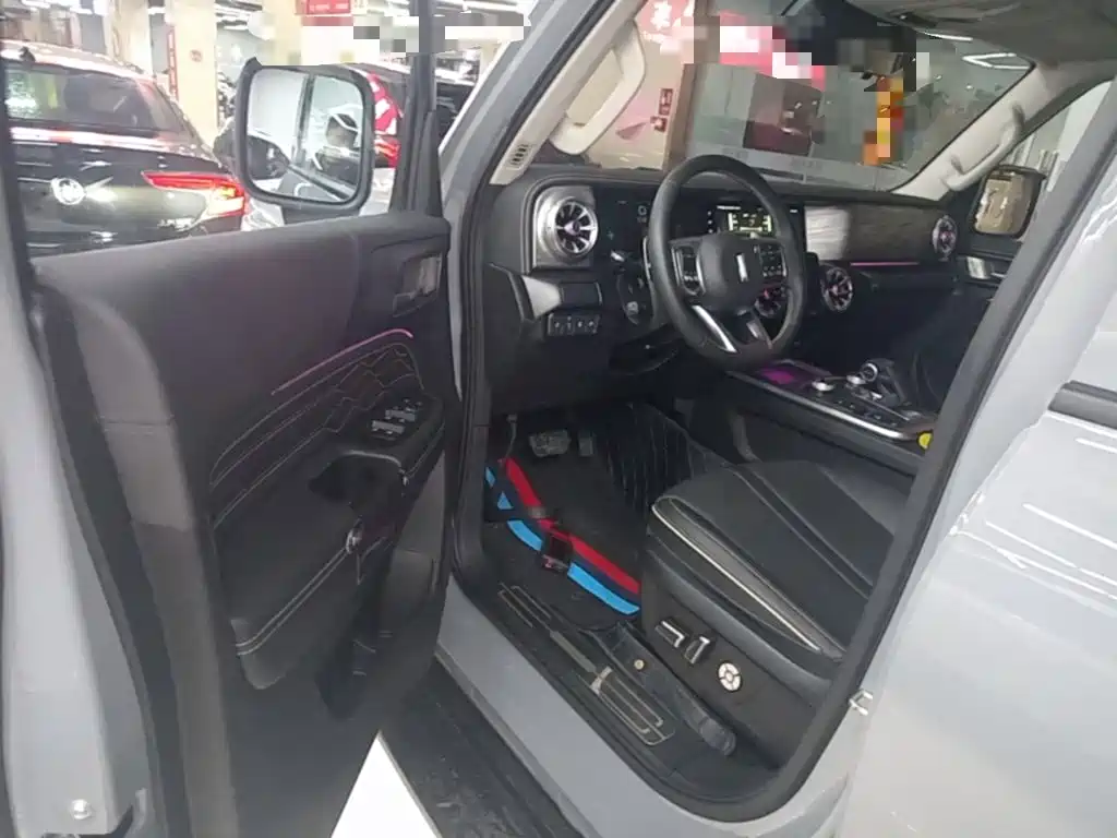 Tank Tank 300 — фото 15