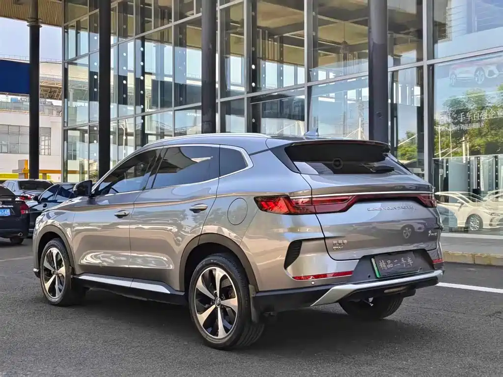 BYD PLUS New Energy — фото 7