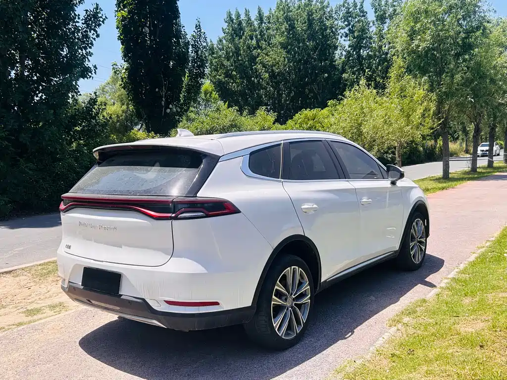 BYD Tang — фото 10