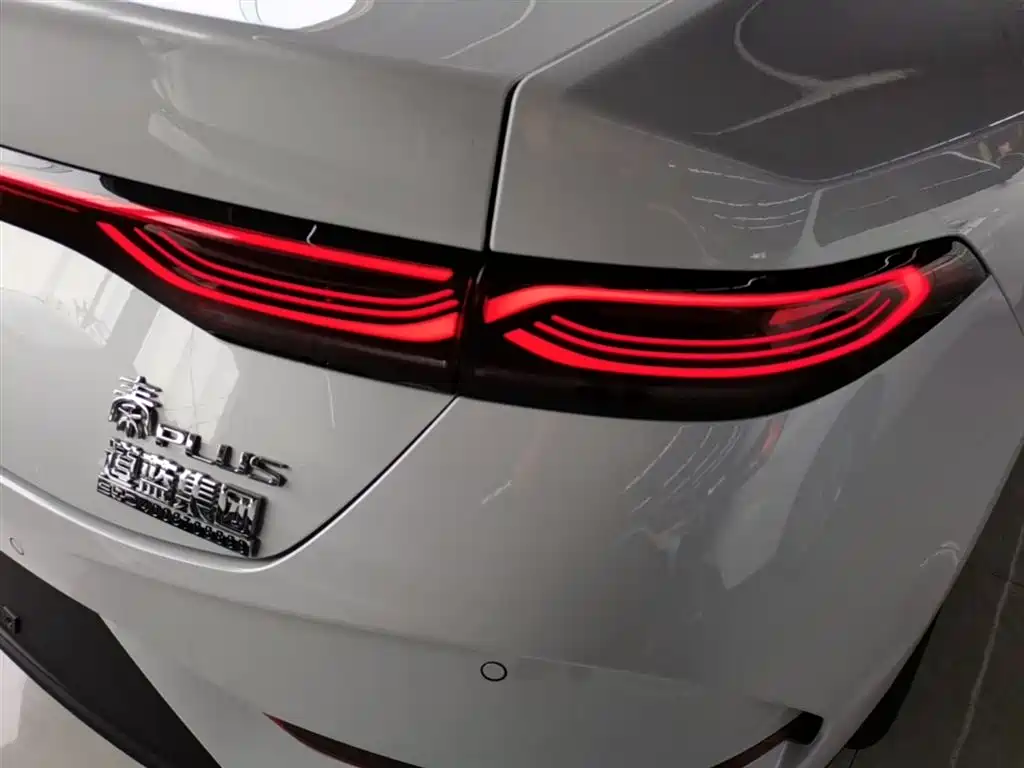 BYD Qin PLUS — фото 8